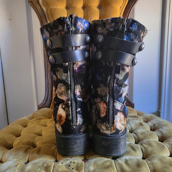 Sam Edelman lace up boots - Picture 6 of 6